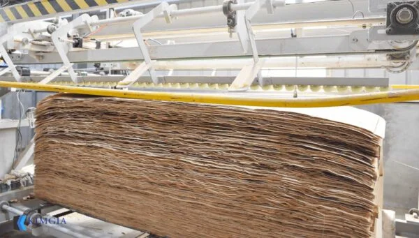 Xếp lớp và ép ván lạng