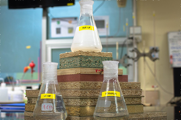 Title-Keo dán gỗ ép cốp pha