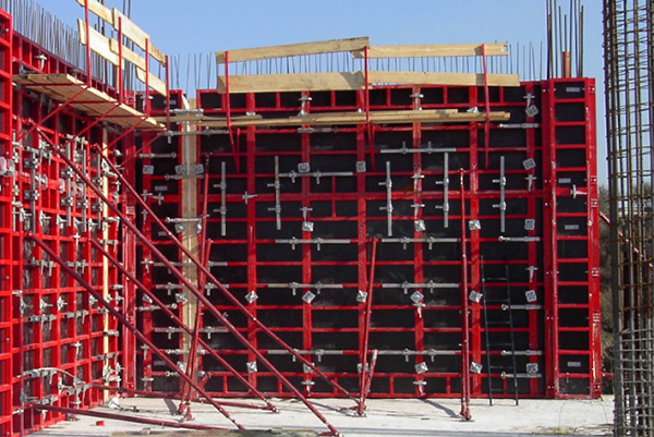 Ván ép cốp pha xây dựng có đặc tính vượt trội